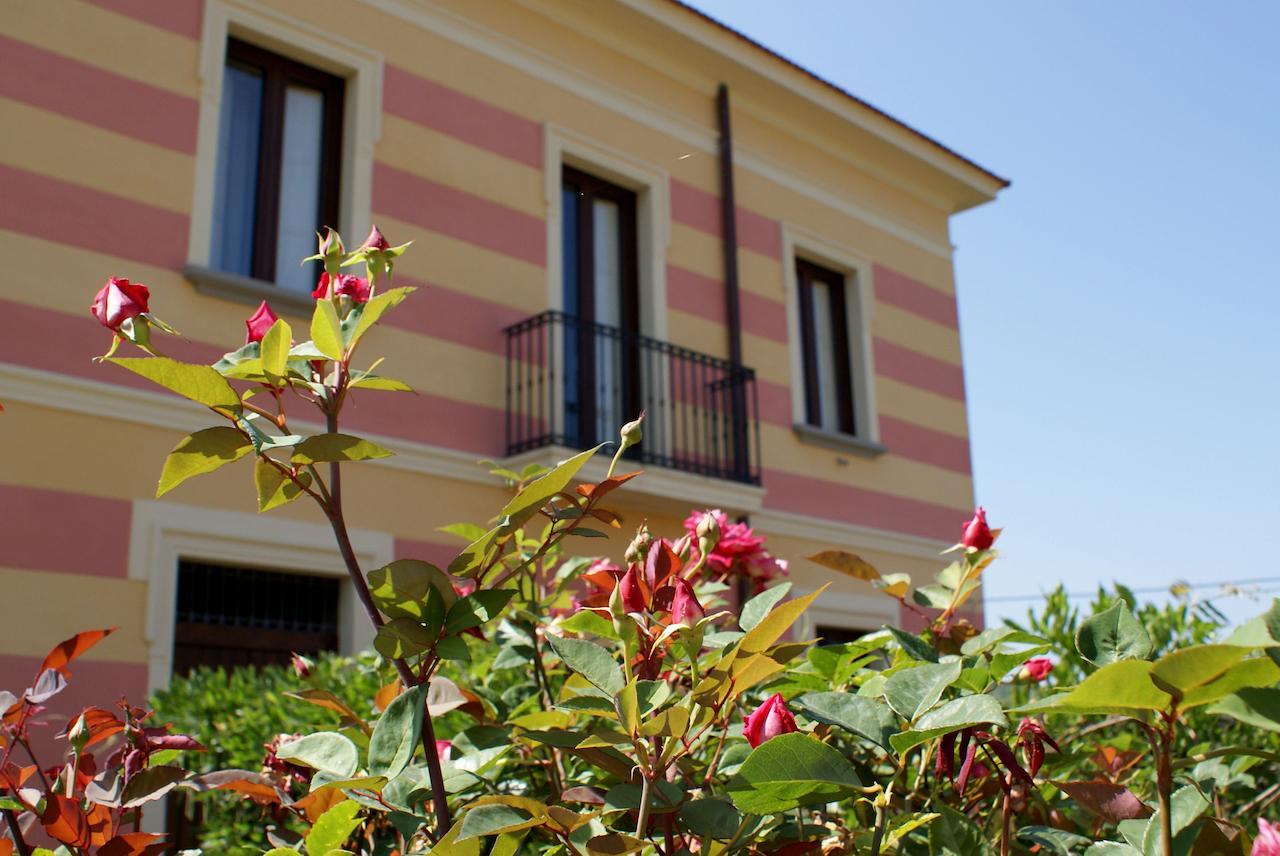 Villa Vincenza Вало дела Луканиа Екстериор снимка
